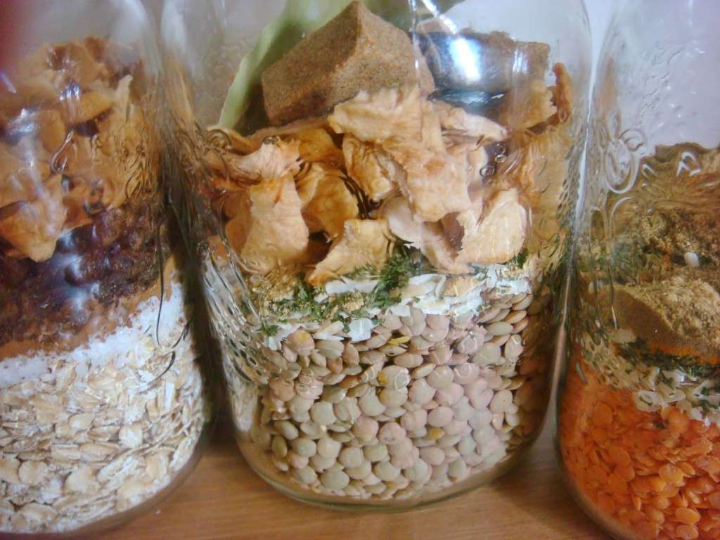 Make ahead vegan meals in jars