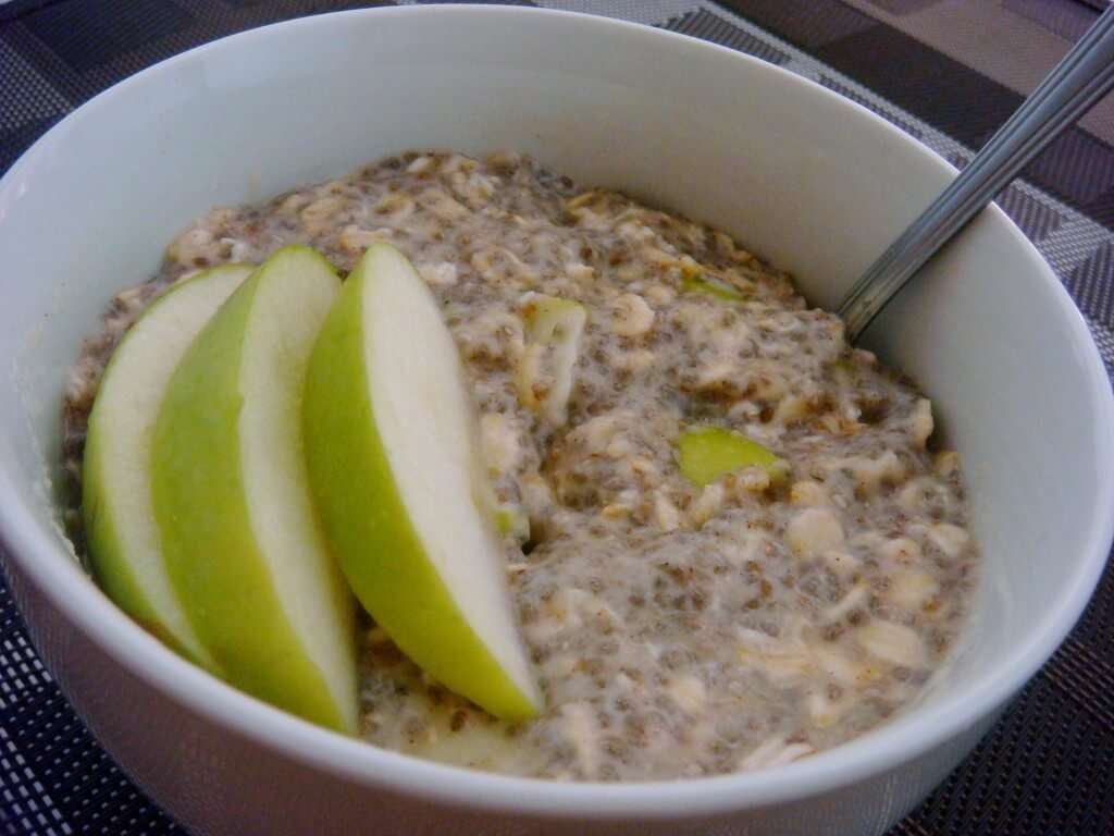 Apple Cinnamon Overnight Oats 1024x768